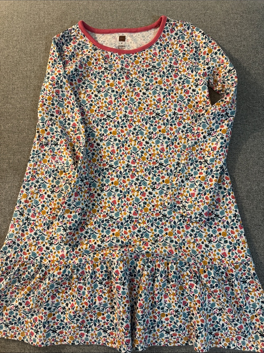 3/$15- Girl’s dress size 8